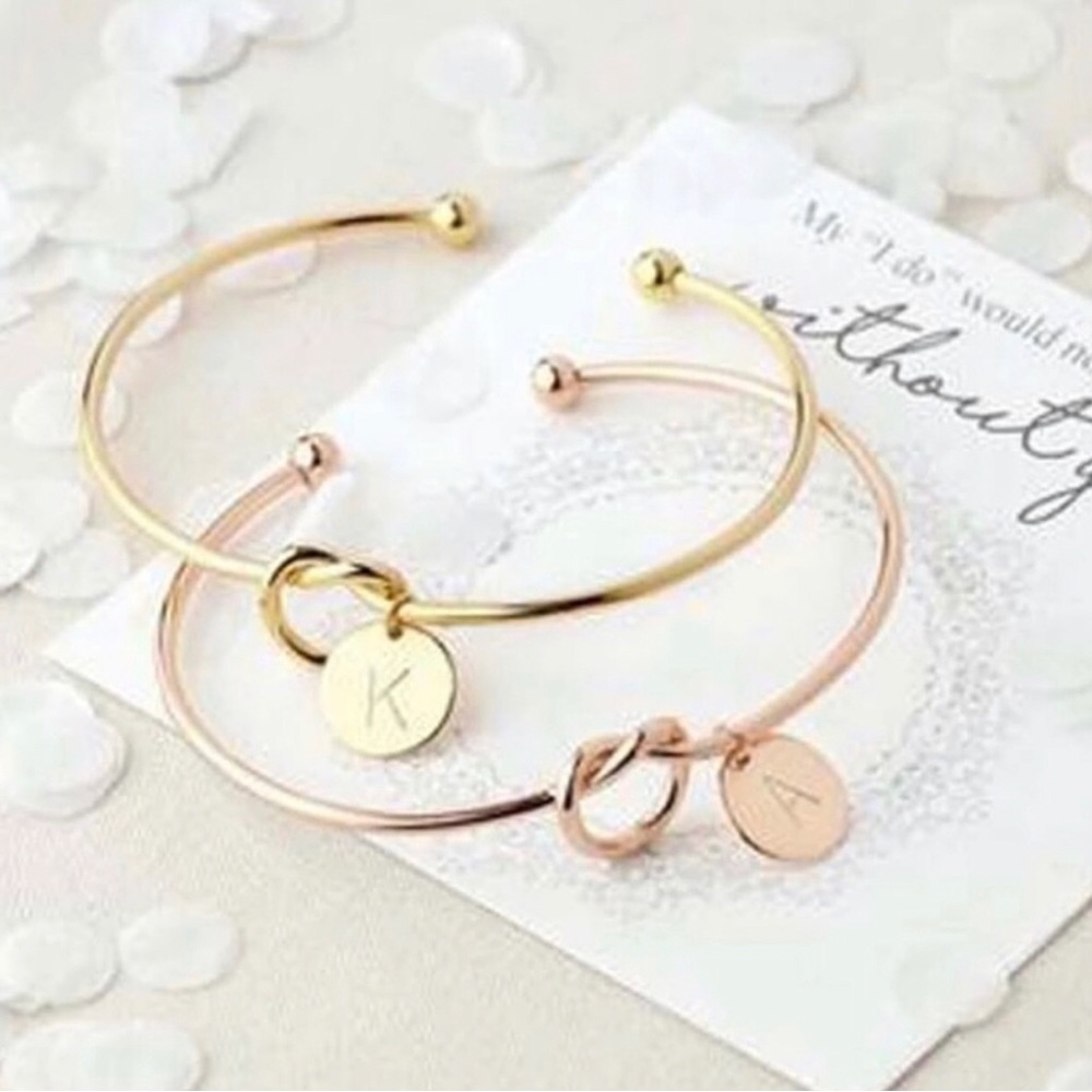 ❤️INITIAL “P” BRACELET❤️ MORE INITIALS AVAILABLE